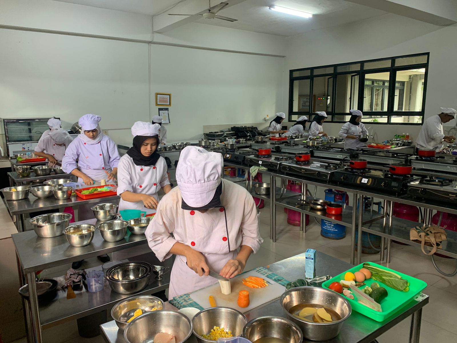 Monitoring waktu penyajian makanan