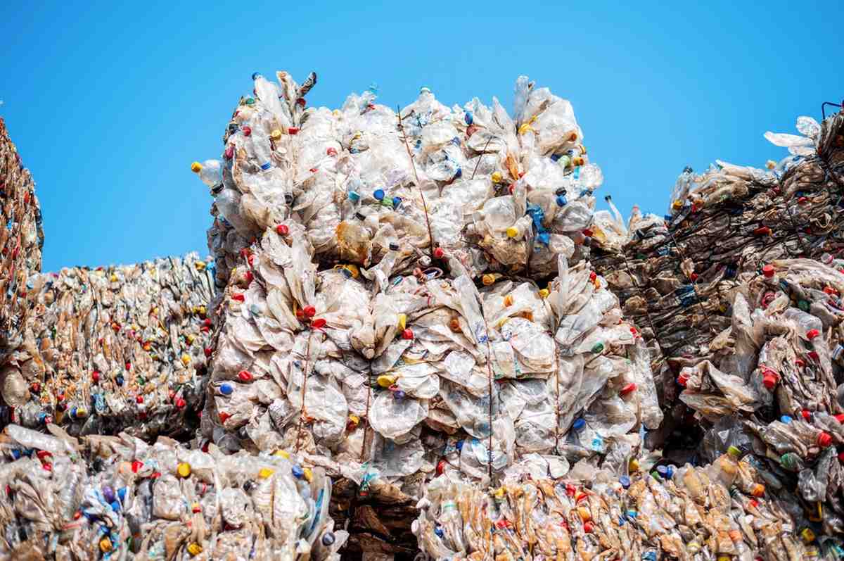 mesin pencacah plastik daur ulang