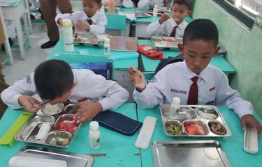 staf shift dapur mbg